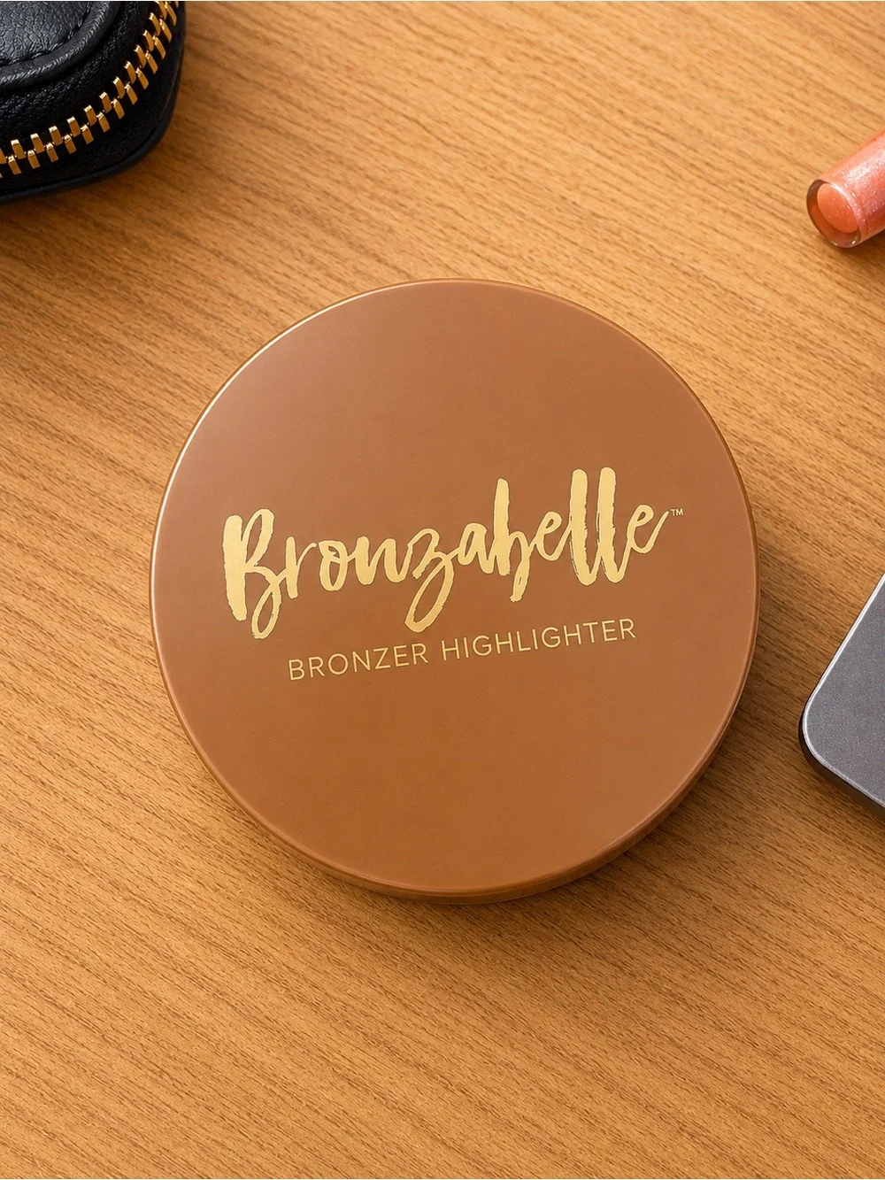 Bronzabelle Bronzer Highlighter in shade Tuscan Sun